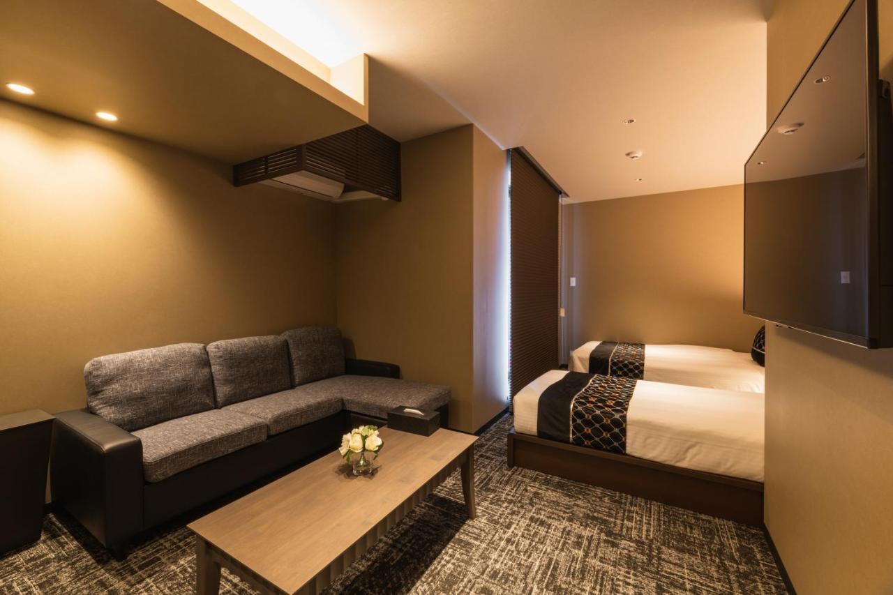 Grand Base Kagoshima Chuo Aparthotel Kültér fotó